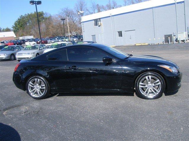 Infiniti G37 2008 photo 2