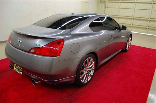 Infiniti G37 2008 photo 2