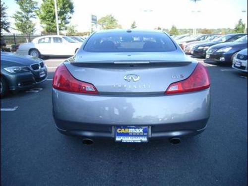 Infiniti G37 2008 photo 2