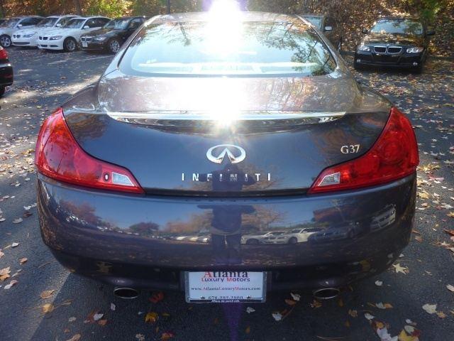 Infiniti G37 2008 photo 4