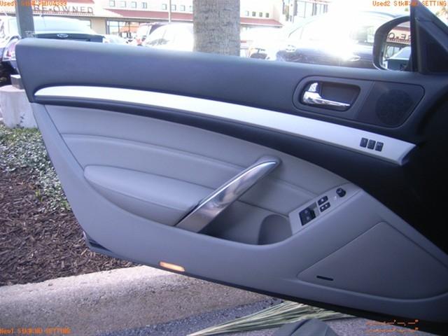 Infiniti G37 2008 photo 4