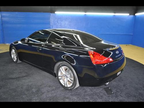 Infiniti G37 2008 photo 2