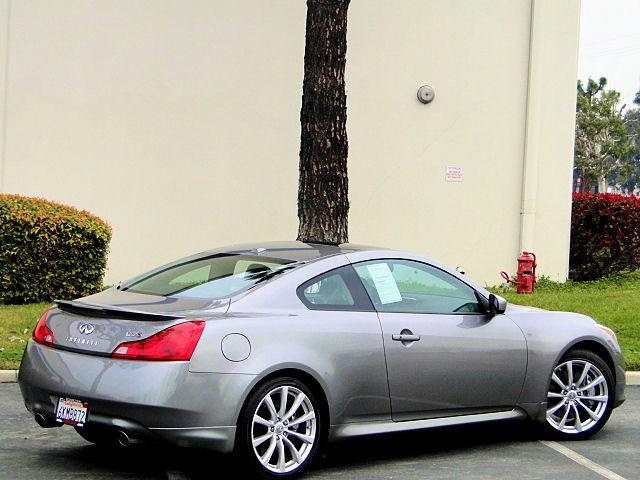 Infiniti G37 2008 photo 3