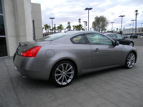 Infiniti G37 2008 photo 3