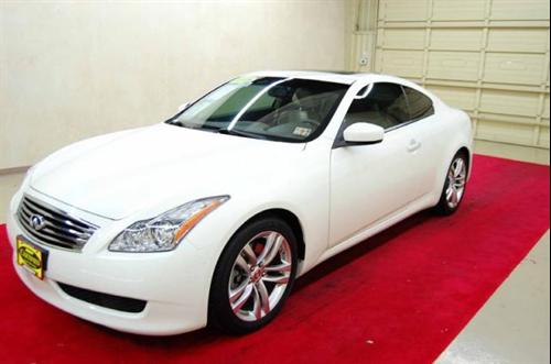 Infiniti G37 2008 photo 2