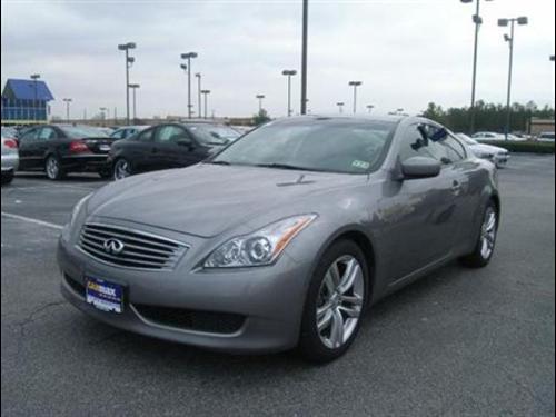 Infiniti G37 2008 photo 2