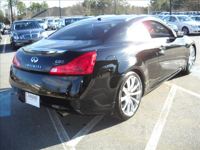 Infiniti G37 2008 photo 4