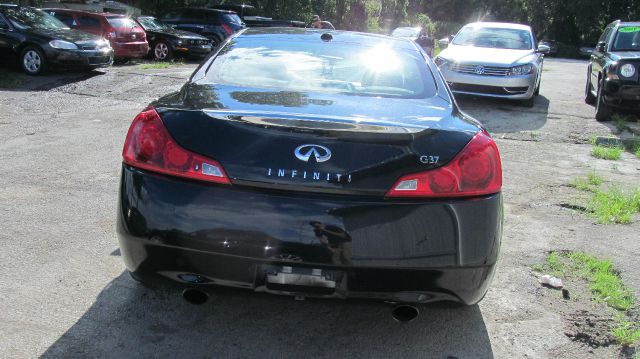 Infiniti G37 Base Coupe