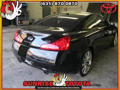 Infiniti G37 2008 photo 2