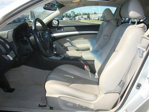 Infiniti G37 2008 photo 3