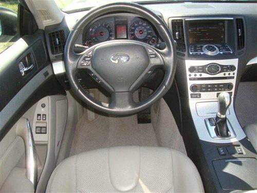 Infiniti G37 2008 photo 4