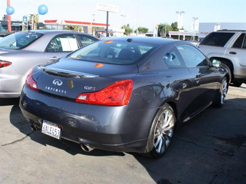 Infiniti G37 2008 photo 2
