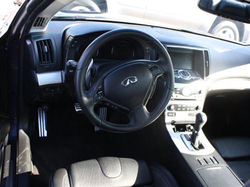 Infiniti G37 2008 photo 4