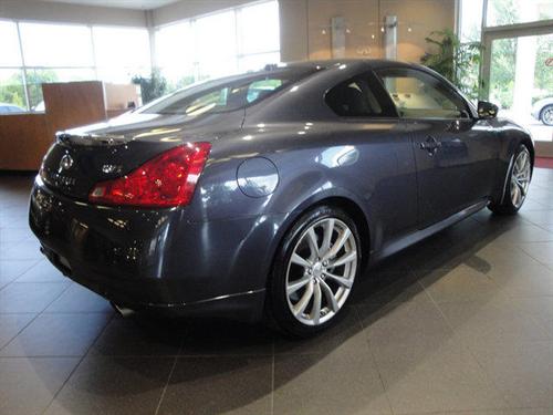 Infiniti G37 2008 photo 1