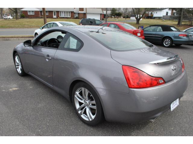 Infiniti G37 2008 photo 4