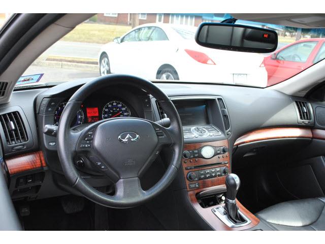 Infiniti G37 2008 photo 5