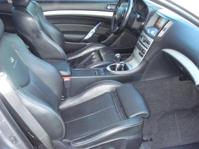 Infiniti G37 2008 photo 2