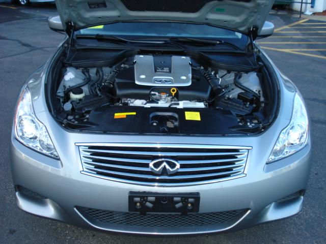 Infiniti G37 2008 photo 4