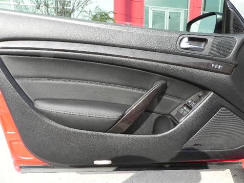 Infiniti G37 2008 photo 2