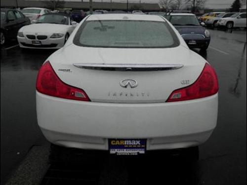 Infiniti G37 2008 photo 4
