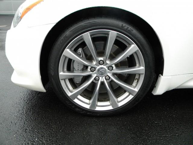 Infiniti G37 2008 photo 3