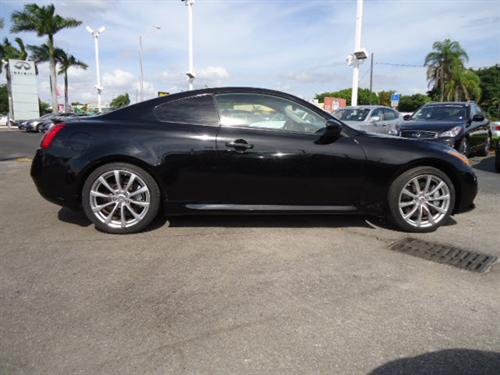 Infiniti G37 2008 photo 4