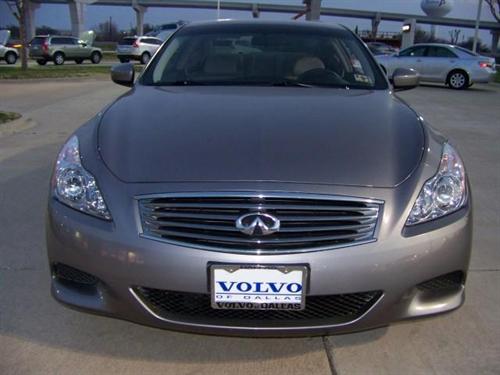 Infiniti G37 2008 photo 2