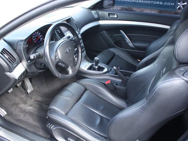Infiniti G37 2008 photo 2