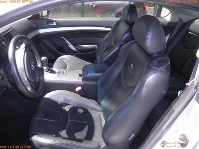 Infiniti G37 2008 photo 2