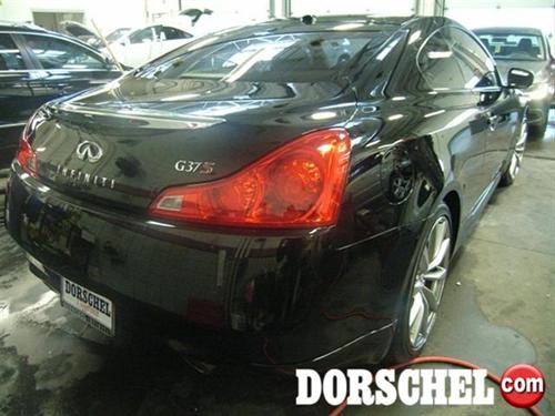 Infiniti G37 2008 photo 2