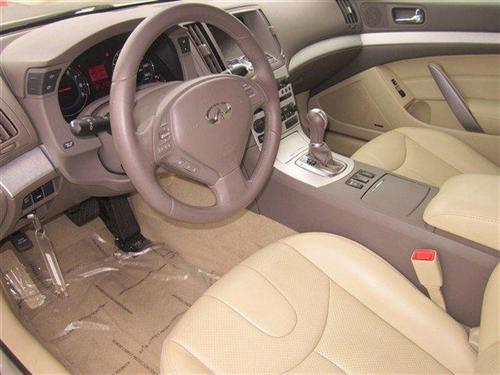 Infiniti G37 2008 photo 2