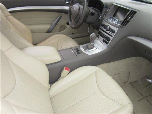 Infiniti G37 2008 photo 4