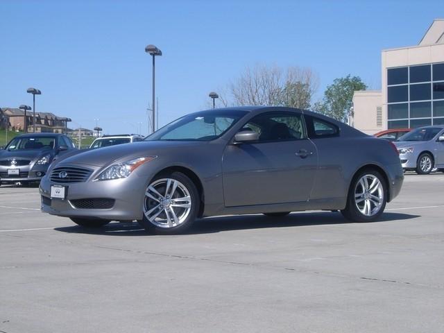 Infiniti G37 FWD 4dr Sport Coupe