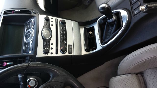 Infiniti G37 2008 photo 2