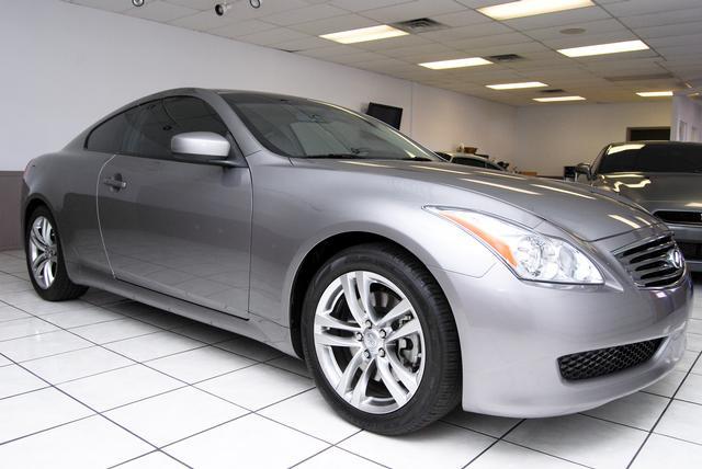 Infiniti G37 2008 photo 2