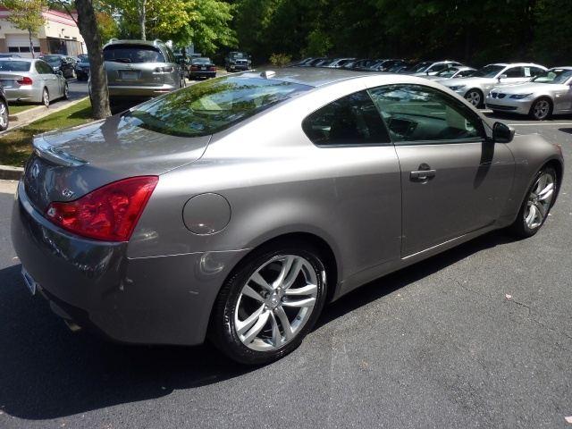 Infiniti G37 2008 photo 3