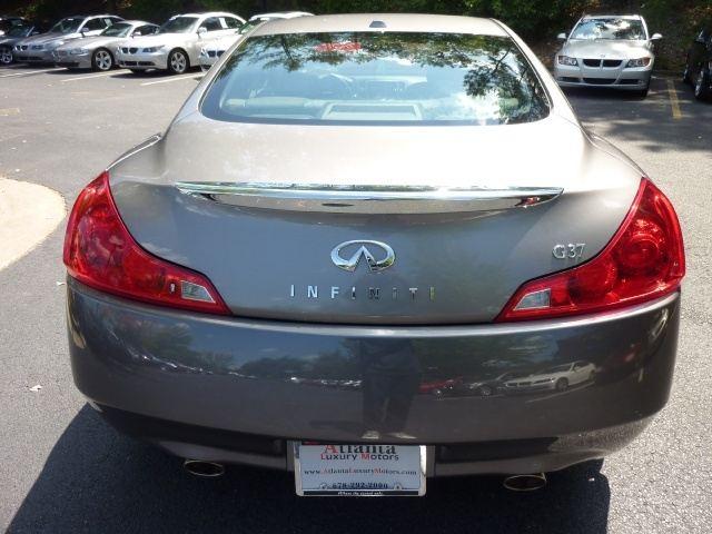 Infiniti G37 2008 photo 4
