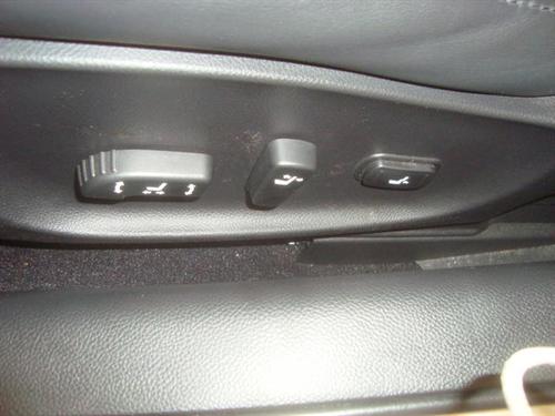 Infiniti G37 2008 photo 2