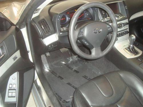 Infiniti G37 2008 photo 3