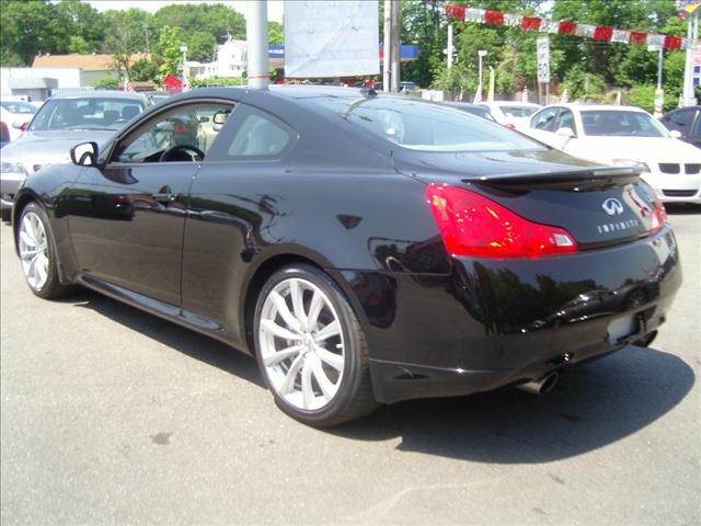 Infiniti G37 2008 photo 1