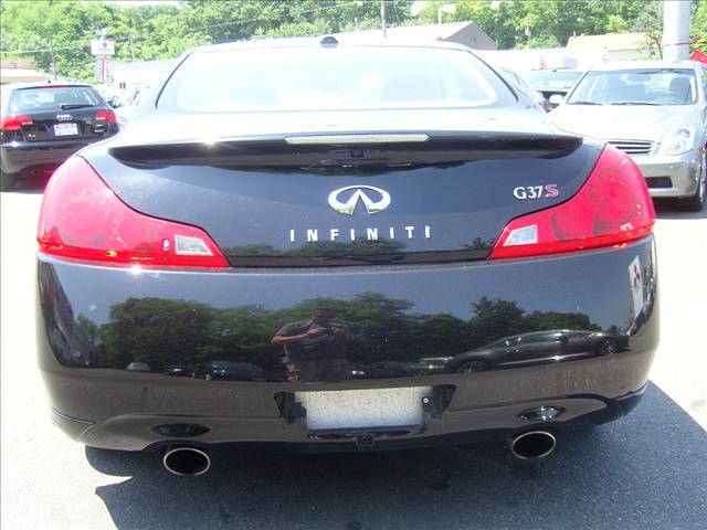 Infiniti G37 2008 photo 4