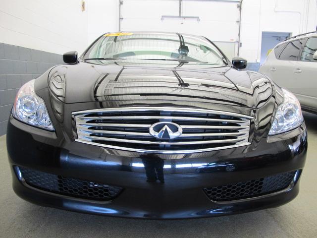 Infiniti G37 2008 photo 1