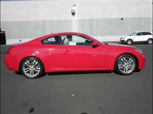 Infiniti G37 2008 photo 3