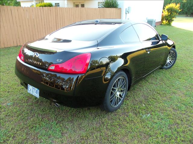 Infiniti G37 2008 photo 4