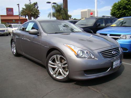 Infiniti G37 2008 photo 2