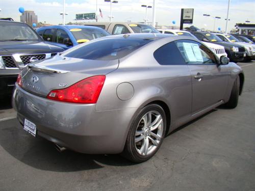 Infiniti G37 2008 photo 1