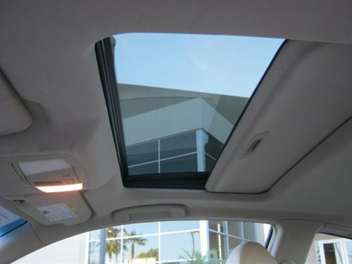 Infiniti G37 2008 photo 3