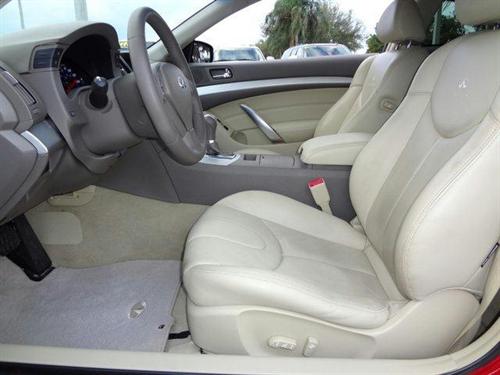 Infiniti G37 2008 photo 1