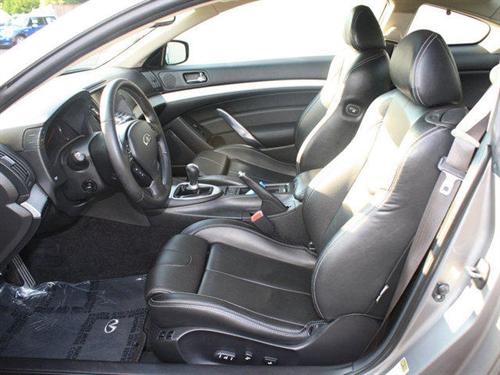 Infiniti G37 2008 photo 4