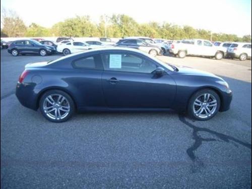 Infiniti G37 2008 photo 3